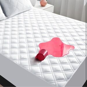 MEELUS Queen Mattress Protector Waterproof Quilted (Breathable)